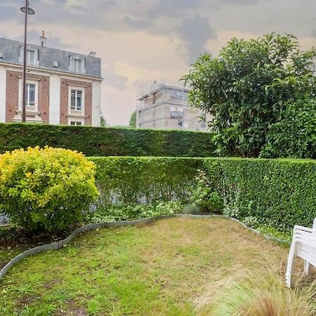 Superbe Appartement Au Coeur De Versailles Esterno foto