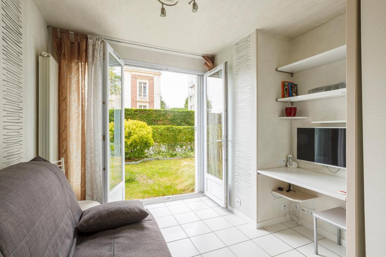 Superbe Appartement Au Coeur De Versailles Esterno foto
